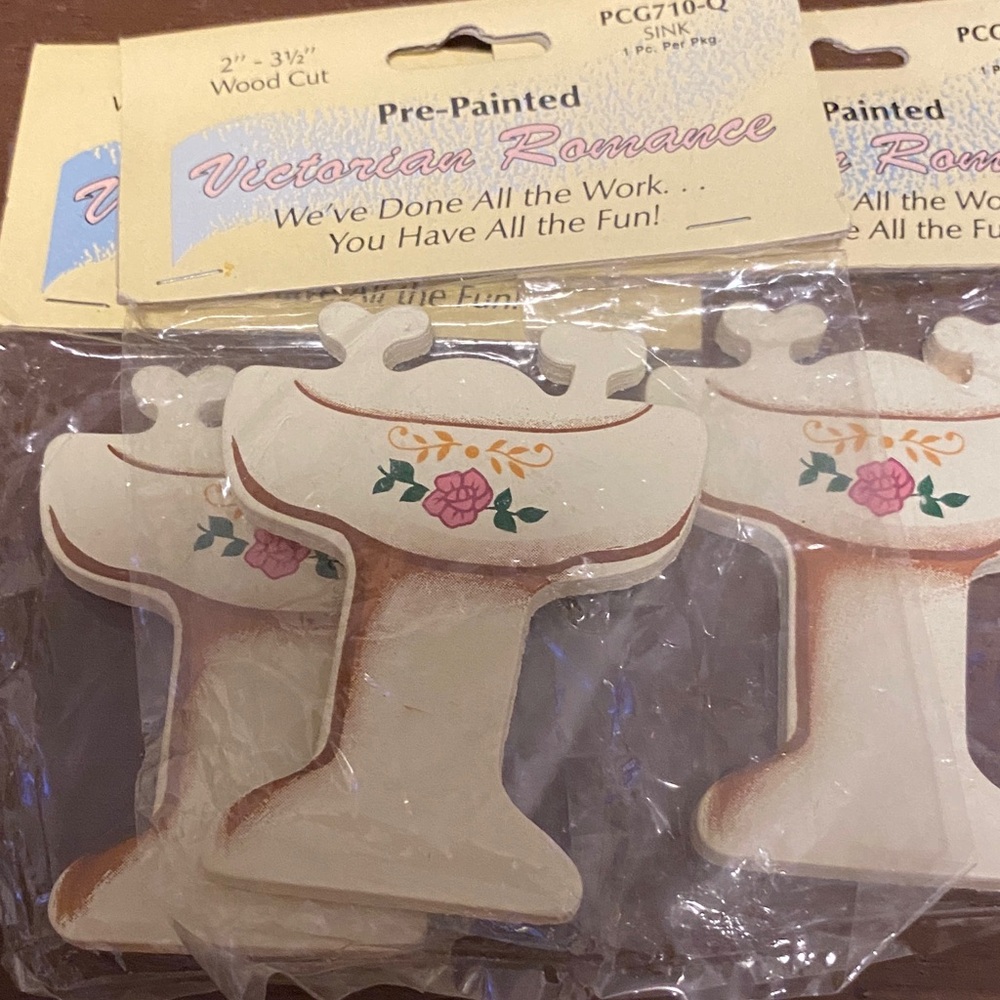 Pre-Painted Wood Cut Party Decorations